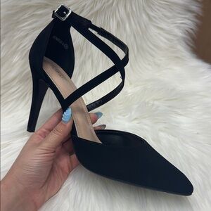 Elegant Black Strappy Pointy Heels